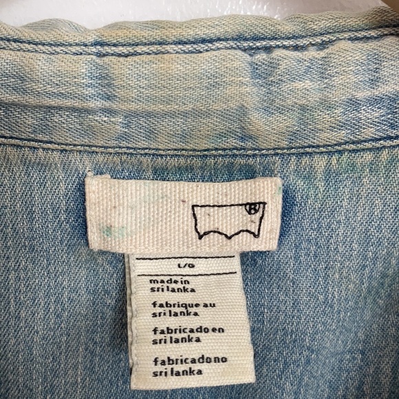 Levis button down denim shirt - Picture 4 of 5